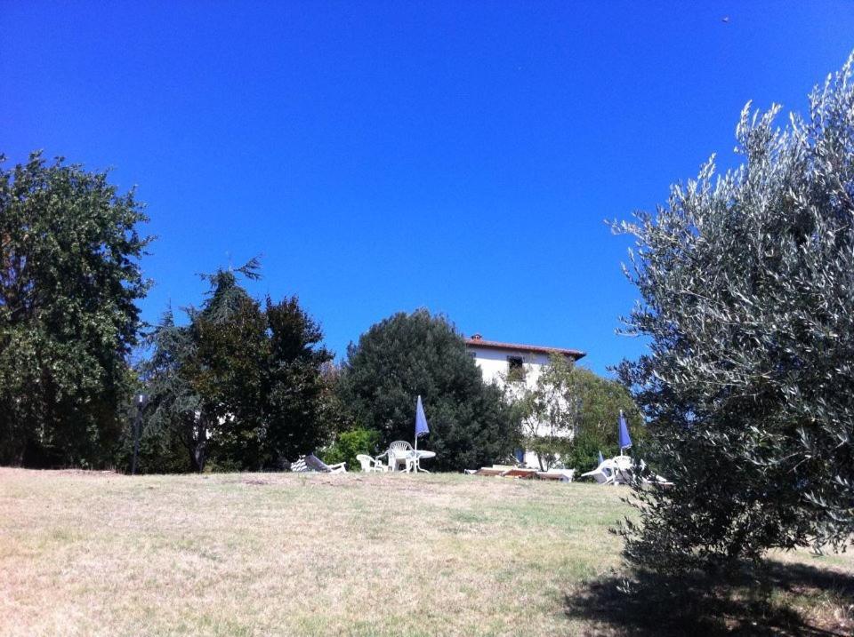Agriturismo Il Palazzaccio Villa Galliano Екстериор снимка